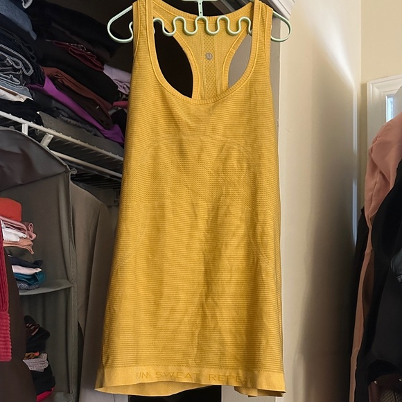 Lululemon Swiftly tech top - Picture 3 of 4